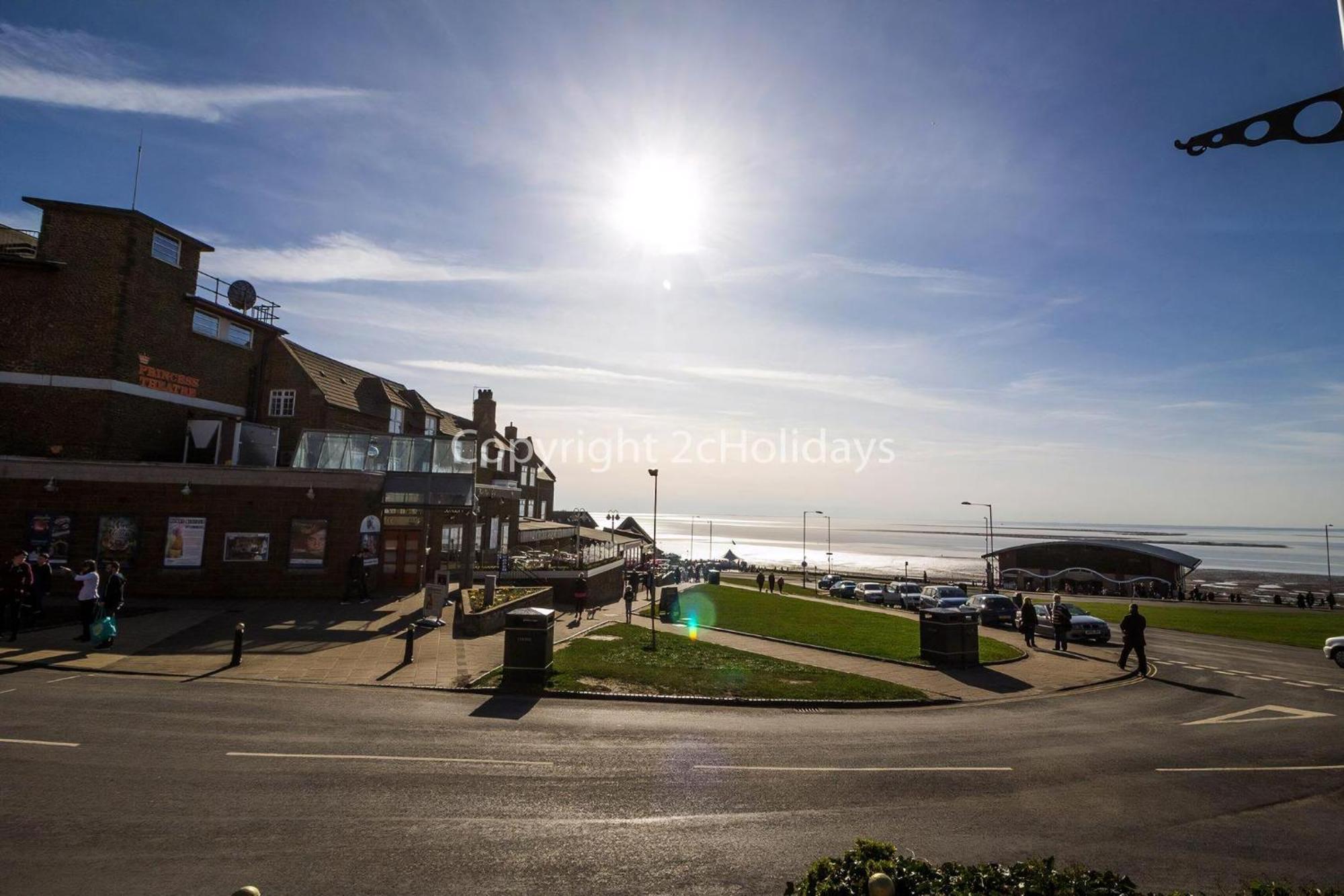 6 Berth Dog Friendly Caravan In Hunstanton, Minutes From The Beach Ref 13013L Exterior photo
